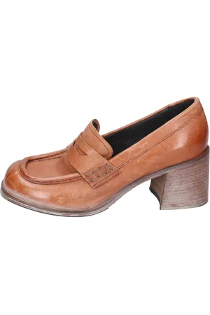 Moma Pumps, female, , Size: 7 US Vintage Leather Loafers for Women