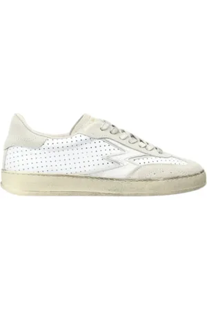 MOA MASTER OF ARTS Sneakers, female, , Size: 7 US Silver Sneakers with White Club Logo