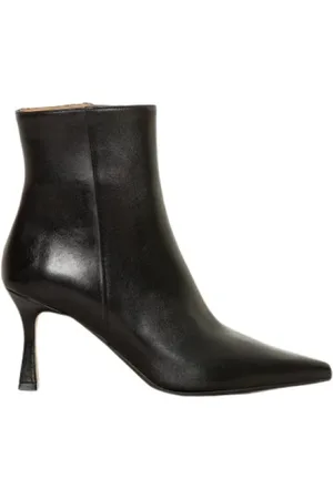 ROBERTO FESTA Heeled Boots, female, , Size: 6 US Leather Ankle Boot with Zipper