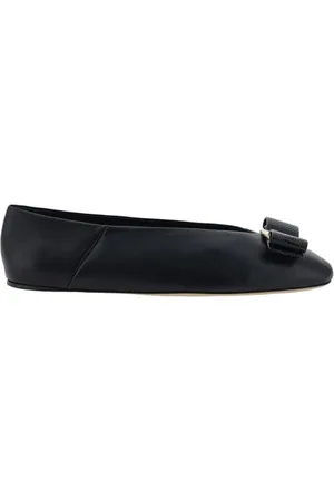 Salvatore Ferragamo Ballerinas, female, , Size: 5 1/2 US Bow Ballerinas with Metal Plaque