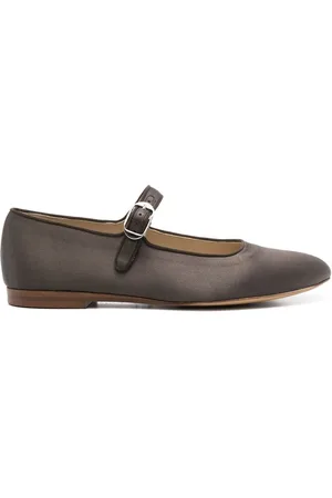 Le Monde Beryl Ballerinas, female, , Size: 8 US Buckle Almond Toe Shoes