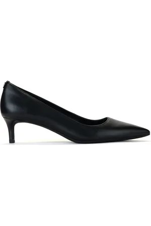 Michael Kors Pumps, female, , Size: 6 US Leather Flex Kitten Pump