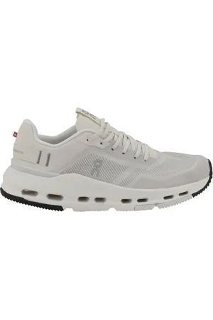 On Running Sneakers, female, , Size: 7 US Cloudnova Form 2 TT Sneakers