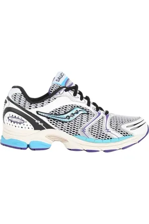 Saucony Sneakers, male, , Size: 10 US Breathable Mesh Sneakers Triumph 4