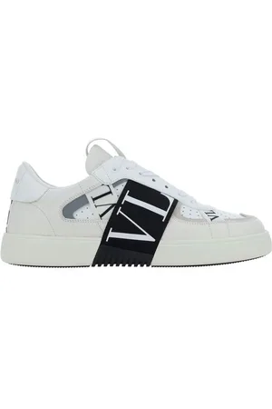 VALENTINO GARAVANI Sneakers, male, , Size: 6 1/2 US Perforated Vl7N Sneakers with Iconic Logo
