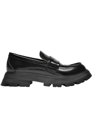 Alexander McQueen Loafers, female, , Size: 8 US Leather Loafers with Rubber Sole