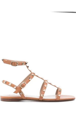 VALENTINO GARAVANI Flat Sandals, female, , Size: 6 1/2 US Beige Rockstud Sandals for Women