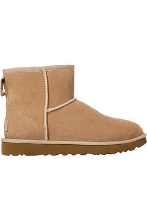 UGG Winter Boots, female, , Size: 7 US Flat Ankle Boots