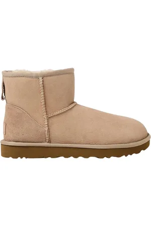 UGG Winter Boots, female, , Size: 6 US Sheepskin Ankle Boots in Sand