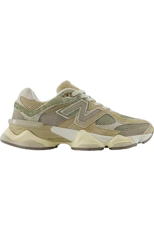 New Balance Sneakers, male, , Size: 4 US Stylish Sneakers for Active Lifestyle