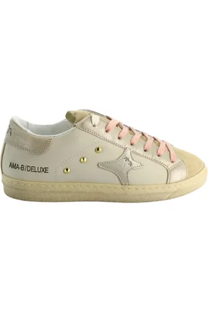 Ama Brand Sneakers, female, , Size: 10 US Sneaker Model 4011