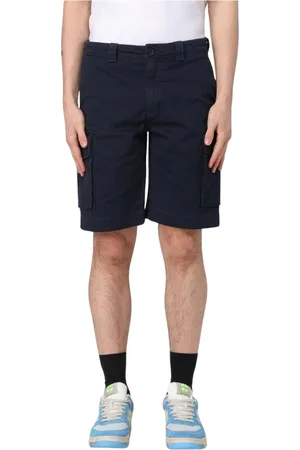 Woolrich Casual Shorts, male, , Size: W33 Stylish Cargo Shorts with Multiple Pockets