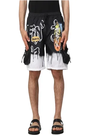DISCLAIMER Casual Shorts, male, , Size: M Stylish Cargo Shorts with Pockets
