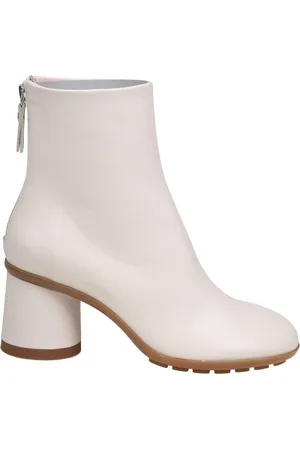 AGL ATTILIO GIUSTI LEOMBRUNI Heeled Boots, female, , Size: 7 1/2 US Curvy ankle boots in chalk leather
