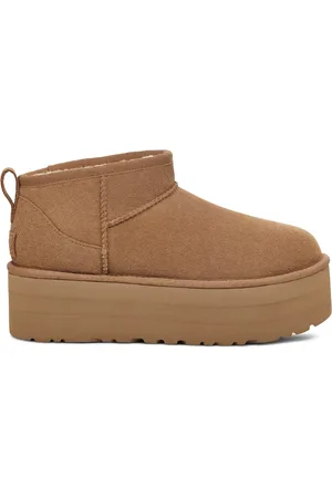 UGG Winter Boots, female, , Size: 10 US Classic Ultra Mini Boots