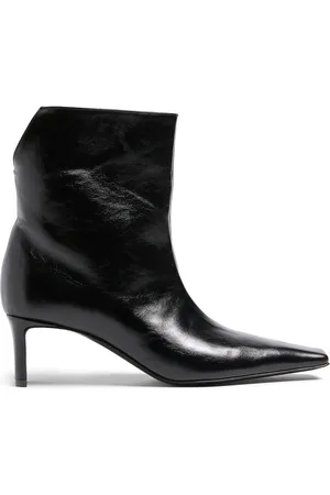 Khaite Ona Leather Ankle Boots - - IT 36 - Moda Operandi