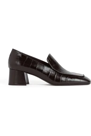 Totême Croc-Embossed Leather Loafer Pumps - - IT 36 - Moda Operandi