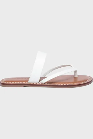 Bernardo Leia Flat Thong Sandals