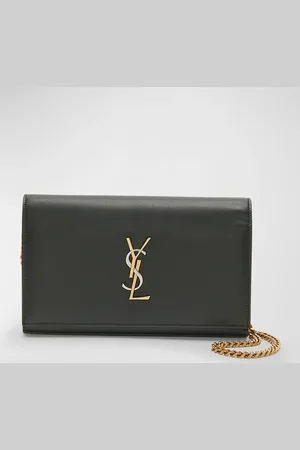 Saint Laurent Cassandra YSL Wallet on Chain in Smooth Leather