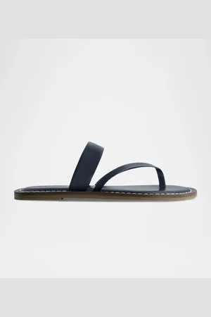 Bernardo Leia Flat Thong Sandals