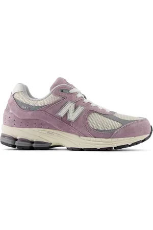 New Balance Unisex 2002R Sneakers - (Size 4)