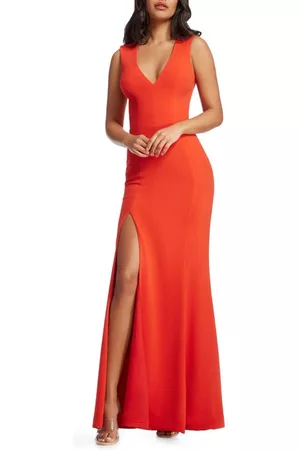 Dress The Population Sandra Plunge Crepe Trumpet Gown in Poppy at Nordstrom