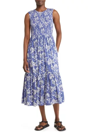 Treasure & Bond Printed Dresses - Smocked Sleeveless Midi Dress in Navy- Yellow Bouquet Floral at Nordstrom