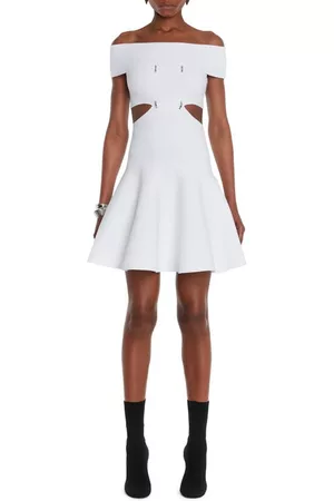 Alexander McQueen Women Strapless Dresses - Slashed Metal Ring Off the Shoulder Dress in 9026 Optic White at Nordstrom