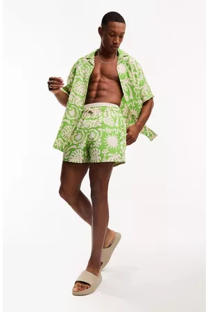 ASOS Men Swim Shorts - Tropical Print Short Swim Trunks in Green Multi at Nordstrom