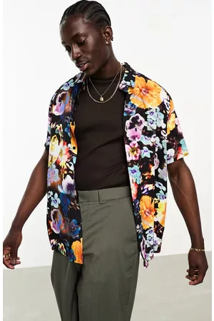 ASOS Short sleeved Shirts - Relaxed Fit Floral Short Sleeve Button-Up Shirt in Black Multi at Nordstrom