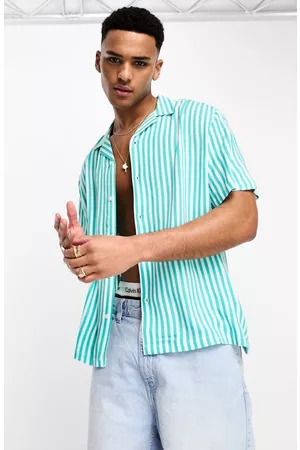 ASOS Short sleeved Shirts - Relaxed Fit Revere Collar Short Sleeve Button-Up Shirt in Turquoise at Nordstrom