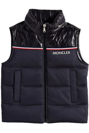 Moncler Bourne Argyle Monogram Print Short Water Repellent Down