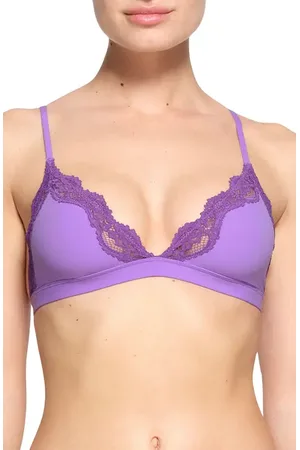 https://images.fashiola.com/product-list/300x450/nordstrom/555992279/fits-everybody-lace-triangle-bralette-in-at-nordstrom.webp