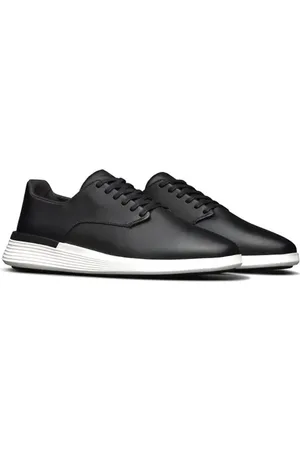 Wolf & Shepherd Crossover Plain Toe Derby in Black /White at Nordstrom, Size 15