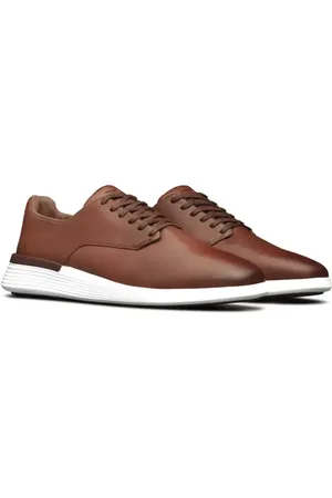 Wolf & Shepherd Crossover Plain Toe Derby in Brown /White at Nordstrom, Size 8