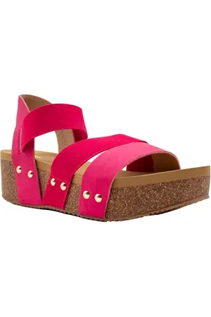 Volatile Picnic Water Resistant Platform Sandal in at Nordstrom, Size 6