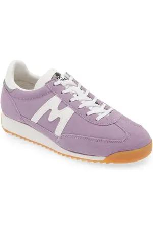 Karhu Gender Inclusive Mestari Sneaker in Orchid Petal /Bright White at Nordstrom, Size 7
