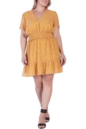 Standards & Practices Floral Short Sleeve Fit & Flare Dress in at Nordstrom, Size 14W