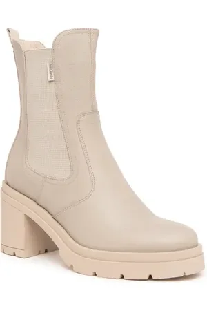 Nero Giardini Lug Sole Chelsea Boot in at Nordstrom, Size 8Us