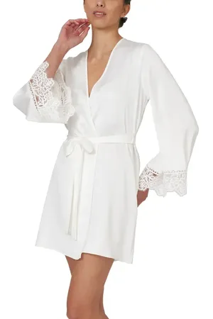 Rya Collection Rosey Charmeuse Wrap in at Nordstrom, Size X-Large