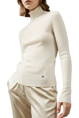 Lilysilk Seamless Silk-Cashmere Blend Turtleneck Sweater in at Nordstrom, Size Medium