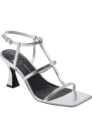 MARC FISHER Dennie Ankle Strap Sandal in at Nordstrom, Size 5