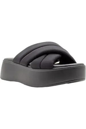 Volatile Yelepa Water Resistant Platform Sandal in at Nordstrom, Size 6