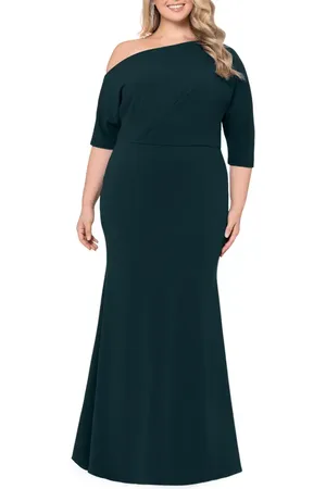 Betsy & Adam One-Shoulder Scuba Crepe Gown in at Nordstrom, Size 14W