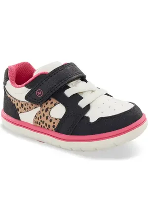 Stride Rite London Sneaker in at Nordstrom, Size 6 M