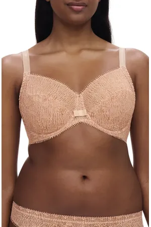 Chantelle Day to Night Underwire Bra in at Nordstrom, Size 32D
