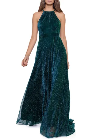 Betsy & Adam Metallic Sleeveless Crinkle Gown in at Nordstrom, Size 14