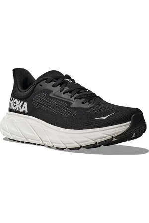 Hoka One One Arahi 7 Running Shoe in Black /White at Nordstrom