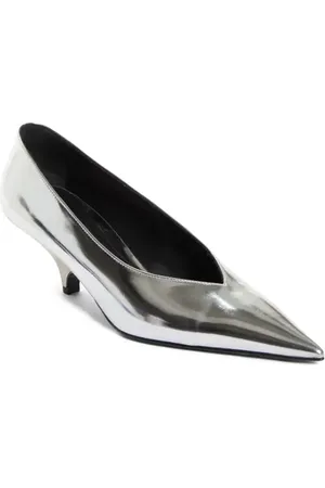 Totême Pointed Toe Metallic Faux Leather Pump in at Nordstrom, Size 8Us