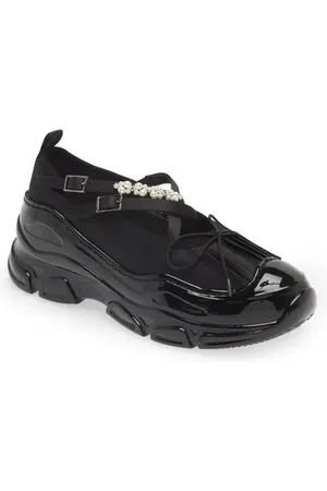 Simone Rocha Classic Crisscross Strap Tracker Sneaker in at Nordstrom, Size 5Us